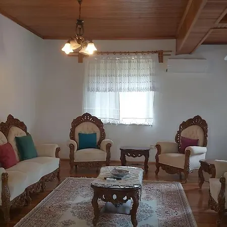 Koycegiz'de Ki Tas Eviniz